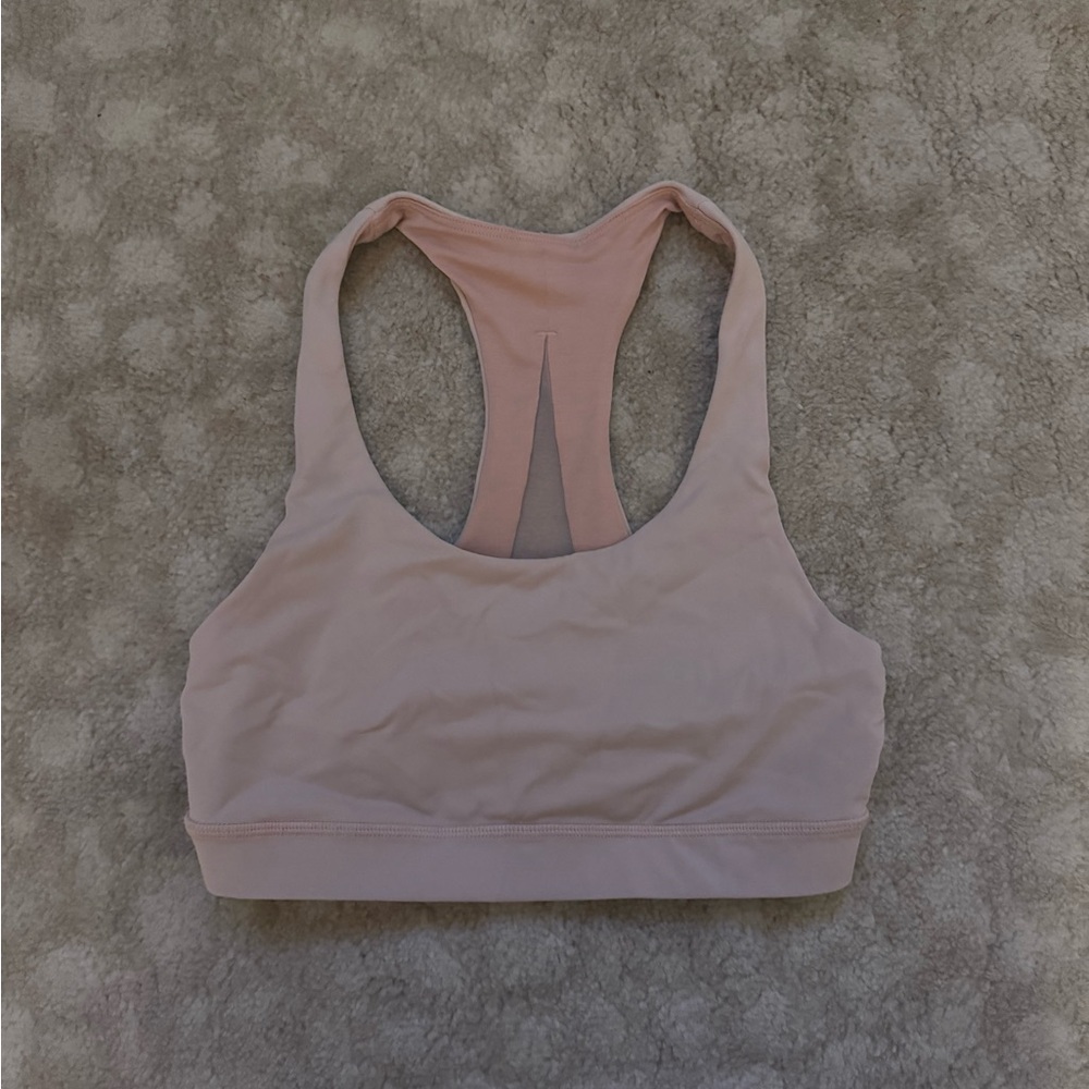Lululemon invigorate size 4 sports bra
